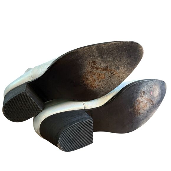 Free People Charm Double V Ankle Boots Sz 37.5 Leather Metallic Pearl Iridescent - Picture 10 of 11